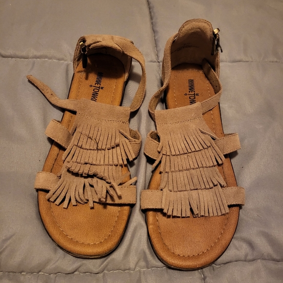 Sandles - Picture 4 of 4